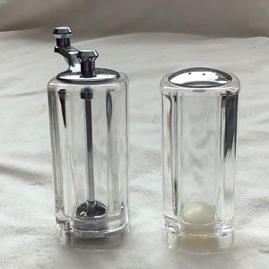 Vintage Mid-Century Clear Acrylic Salt Shaker and Pepper Mill by Mr. Dudley